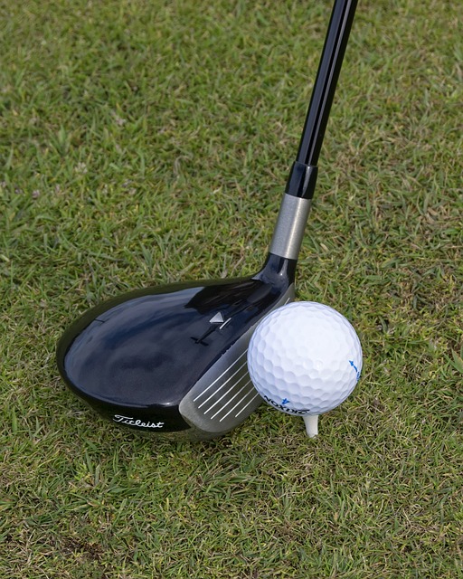 golf cart,golf,golfing