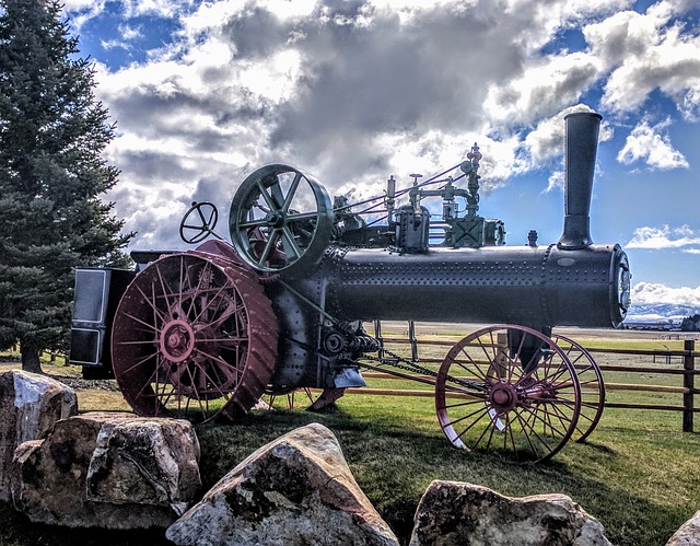 tractor,farm vehicles,farming