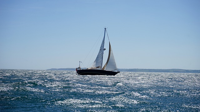 boat,boats,sailboat,jetski,ship,yacht