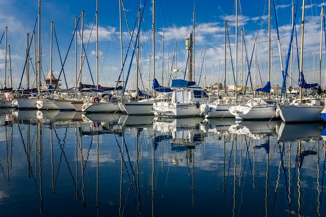 boat,boats,sailboat,jetski,ship,yacht