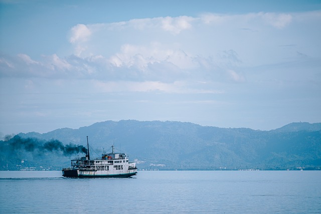 boat,boats,sailboat,jetski,ship,yacht