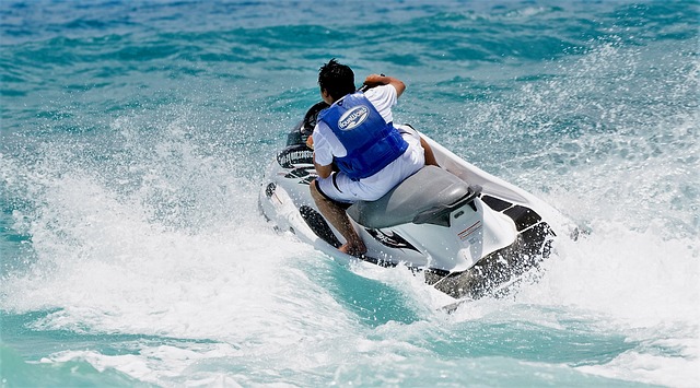 boat,ship,jetski