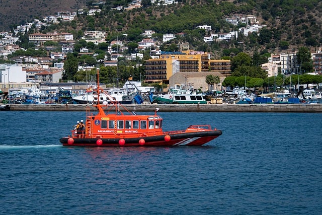 boat,ship,jetski