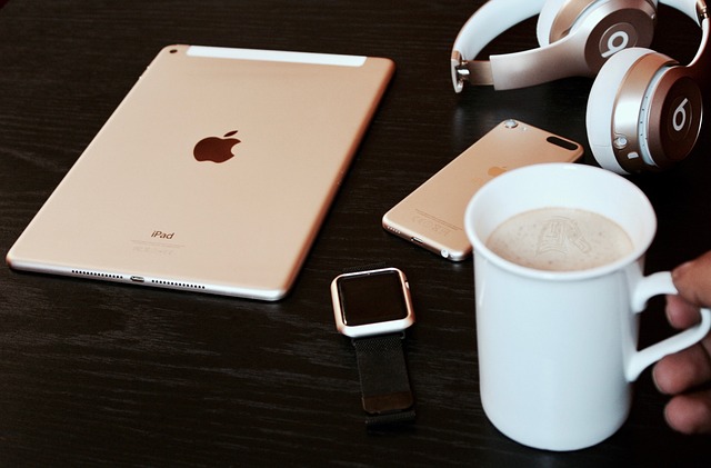 ipad, apple ipad