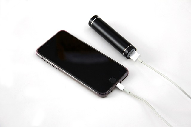 airtagbutton-battery-640x480-64338621.jpeg