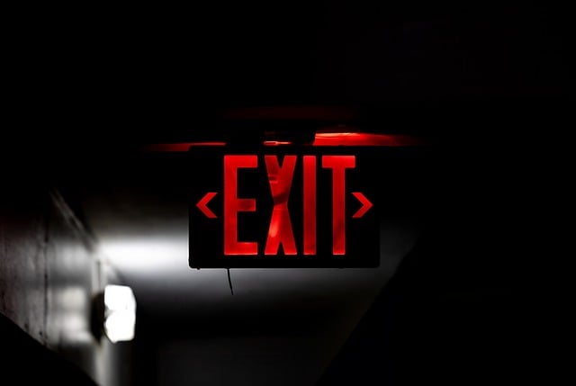flashlight-emergency-640x480-51152822.jpeg