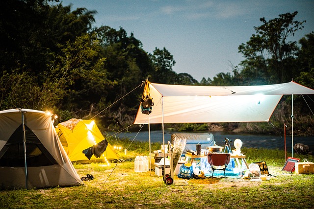 flashlight,camping,outdoors