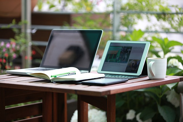 ipad, apple ipad