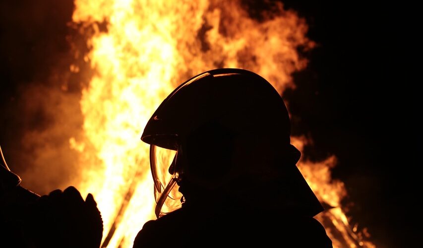 gf8eec9cb161b210db0bafc01da82b8a33fddbc88b0c081433e2ea78db484a7c51166f2d53cb97b5e7ecfb91079ad0f392885364847be367e0ab3c67926bb565a_1280